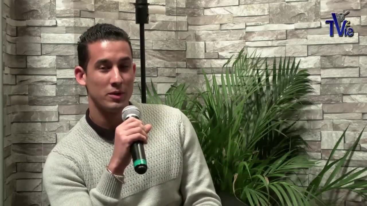 Thumbnail of video: Interview : Jésus est toujours là pour nous - Evry (10/12/16)