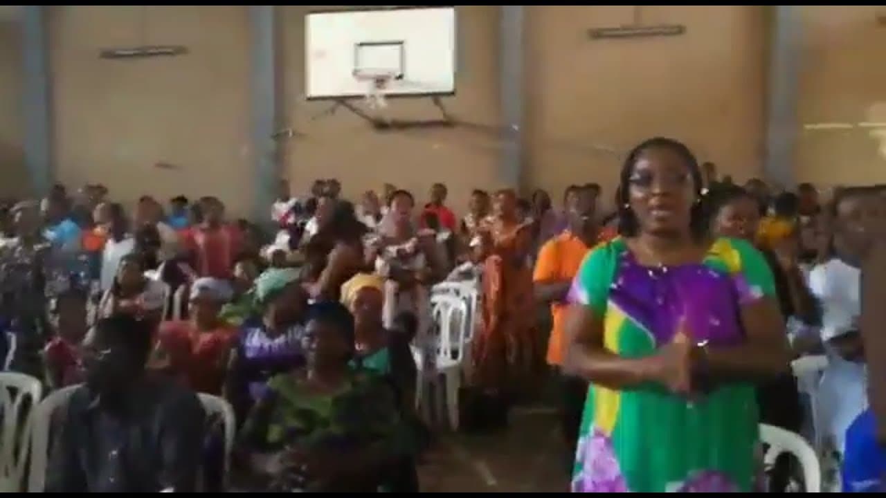 Thumbnail of video: Temps d'adoration 🎶🇨🇮