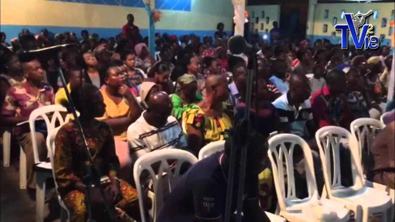 Thumbnail of video: Extrait 9 : Mission à Yopougon / Côte d'Ivoire (13/09/15)